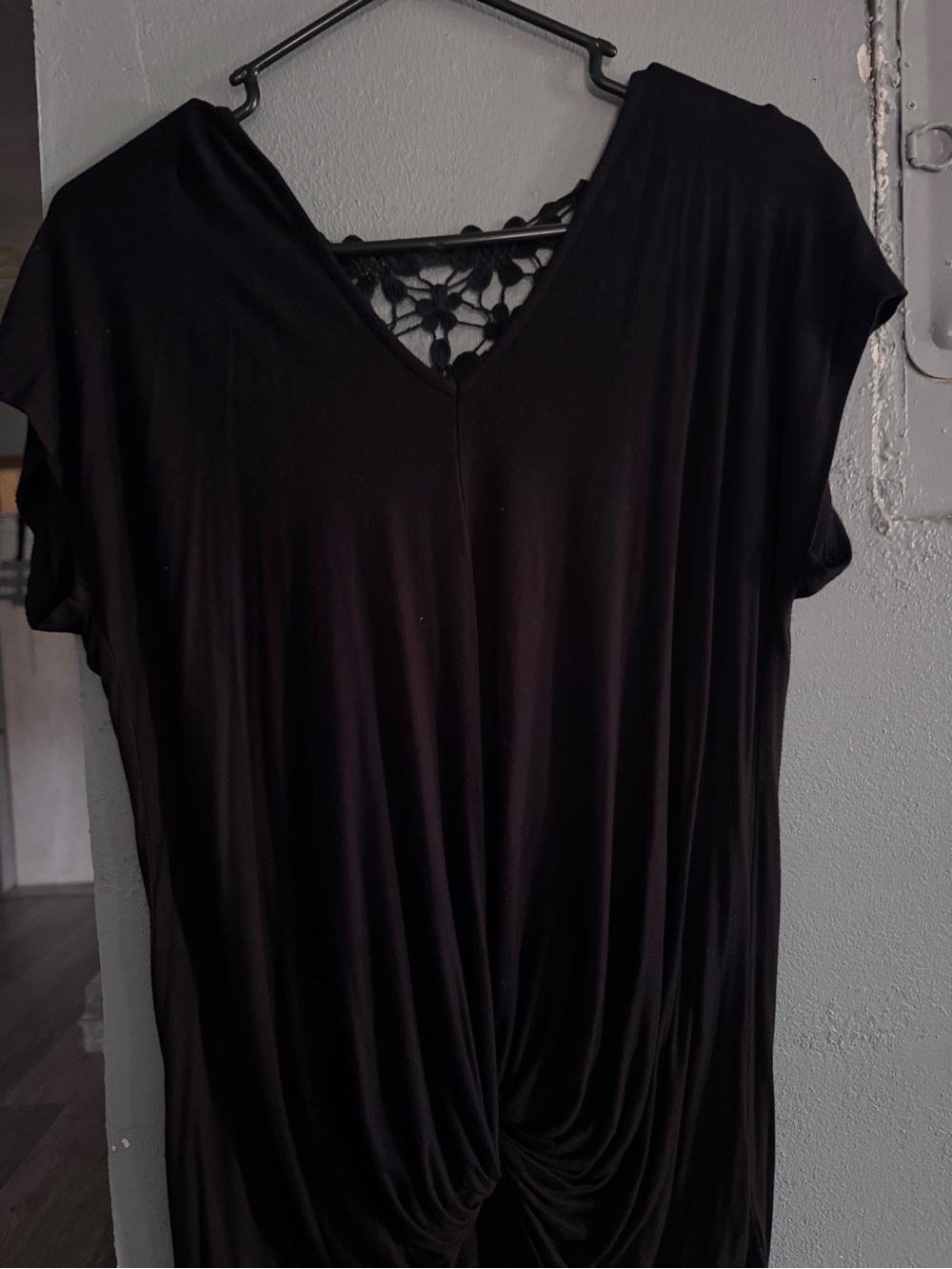 Black Women's V-Neck Knot Front Top